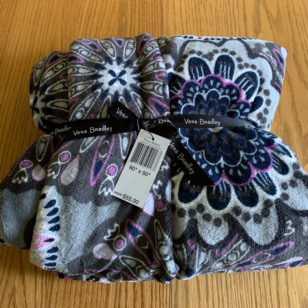 Vera Bradley Throw Blanket in Mimosa Medallion